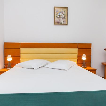 Hotel Sir Colentina Bukurešť Exteriér fotografie
