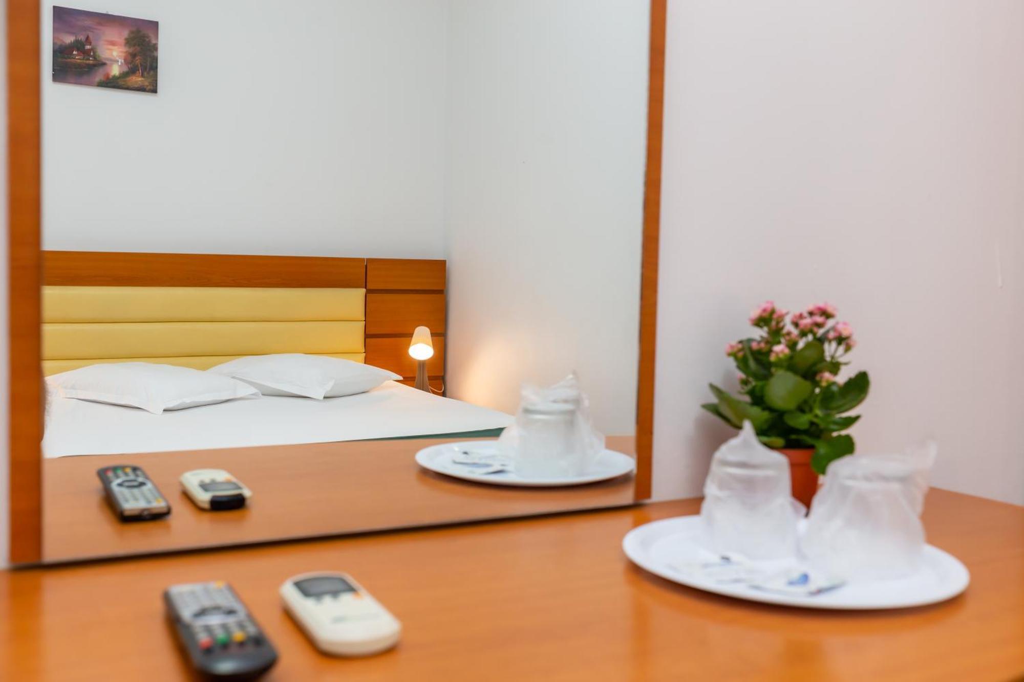 Hotel Sir Colentina Bukurešť Exteriér fotografie