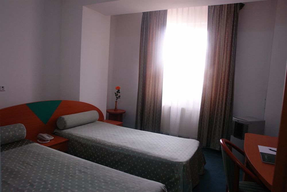 Hotel Sir Colentina Bukurešť Exteriér fotografie